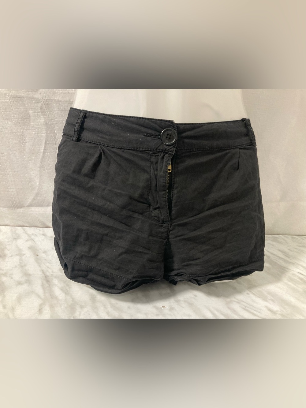 Streetwear Society Black Mid Rise Casual Shorts Women’s Size S
